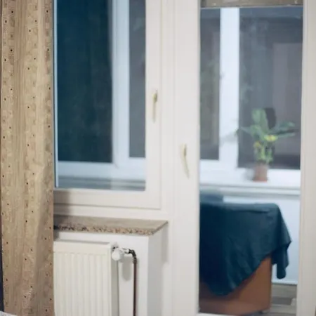 Apartment Schone Helle Mit Balkon Und Kuche *